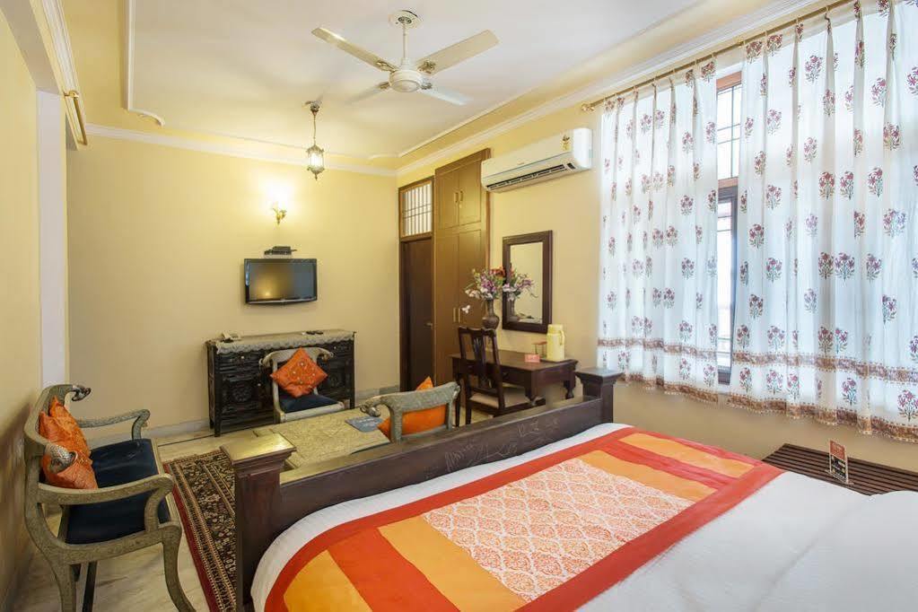 Oyo 871 Hotel Jaipur City Ngoại thất bức ảnh